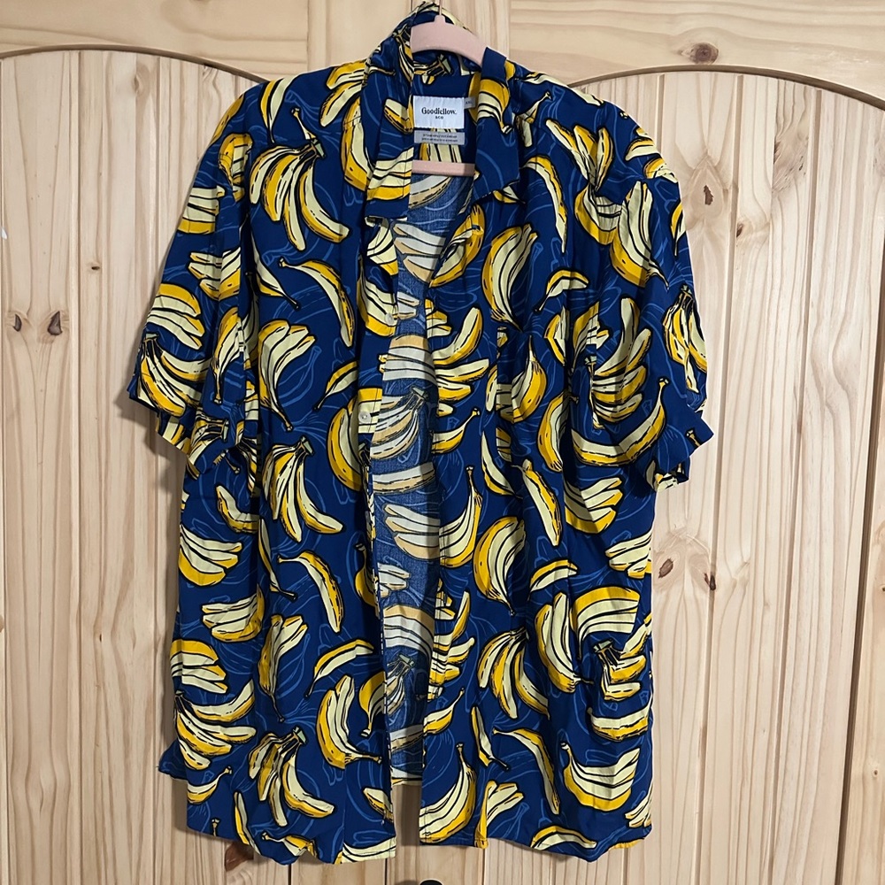 Men’s good fellow banana button up